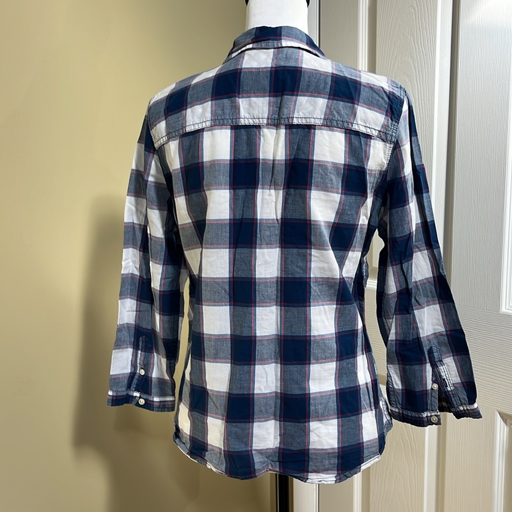 Abercrombie & Fitch, women’s large, button down plaid shirt, red/white/blue - Picture 5 of 7